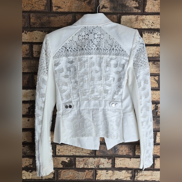 C - NWT BCBGMaxazria white jacquard jacket "boe" - Picture 7 of 9